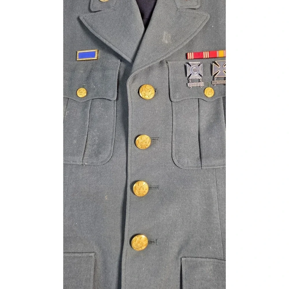 US Army Class A Dress Uniform Mens Green sz L?
